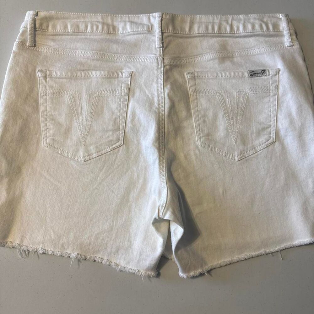 Seven7 Women's White Shorts